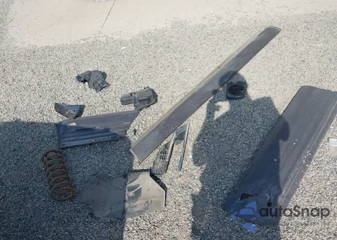 1998 Jeep Grand Cherokee Laredo z USA, uszkodzony, nr VIN 1J4GZ58S6WC269225